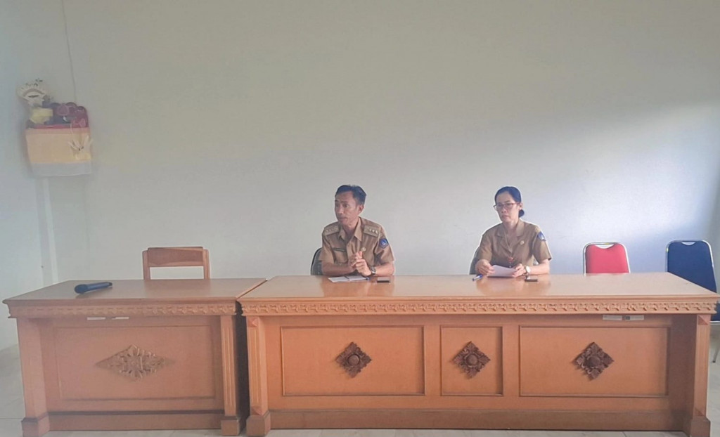 PENGARAHAN CAMAT ABIANSEMAL TERKAIT KESIAPAN PENGAMANAN BENCANA ALAM